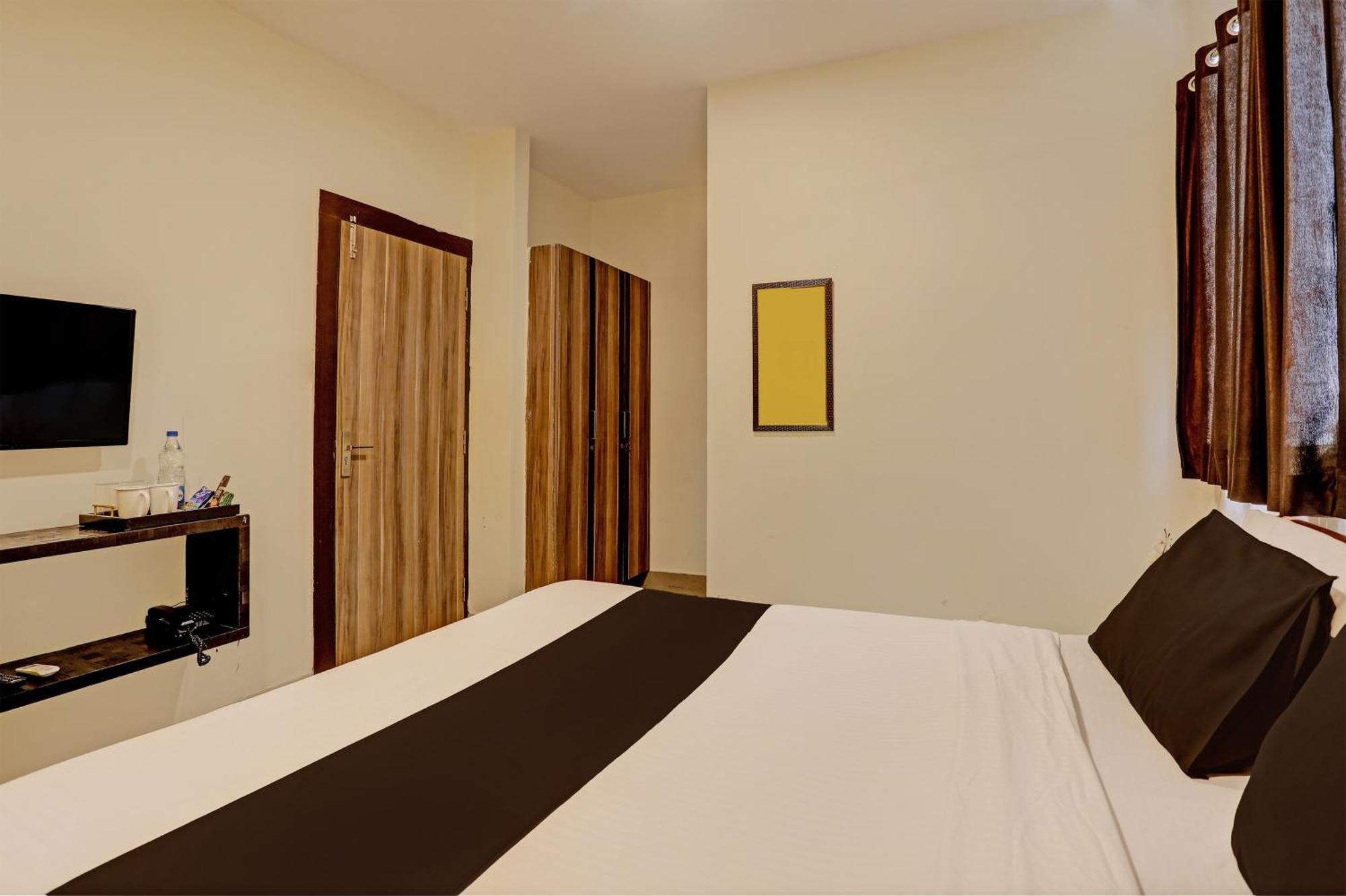 FabHotel Udipi Grand Hyderabad Esterno foto